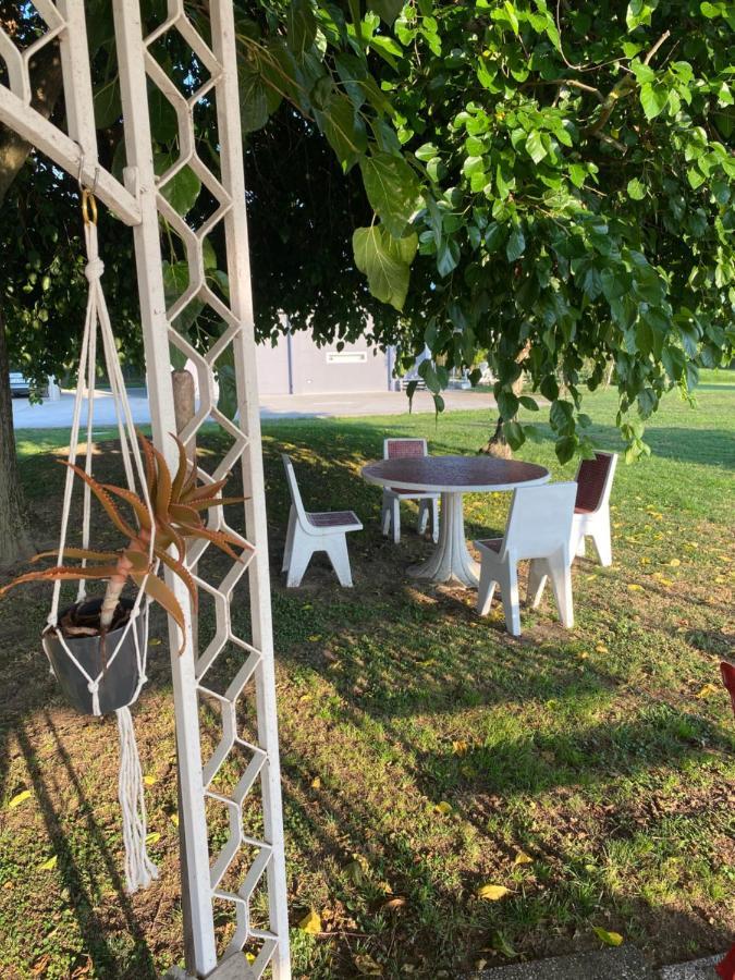 Tra Campagna E Mare Bed & Breakfast Lido delle Nazioni Dış mekan fotoğraf